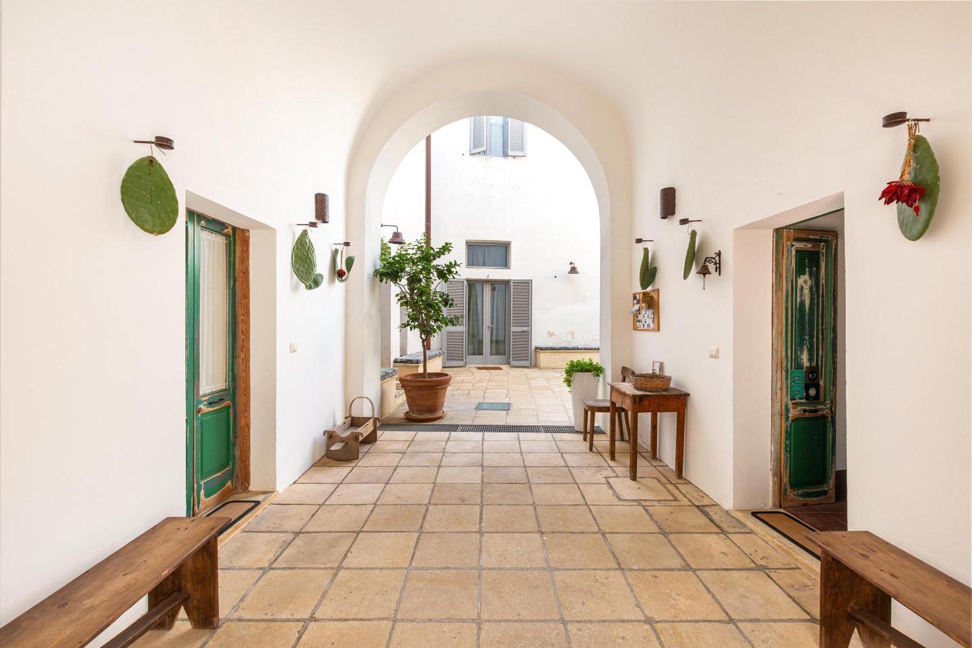 Palazzo San Giovanni Morciano di Leuca Exterior photo